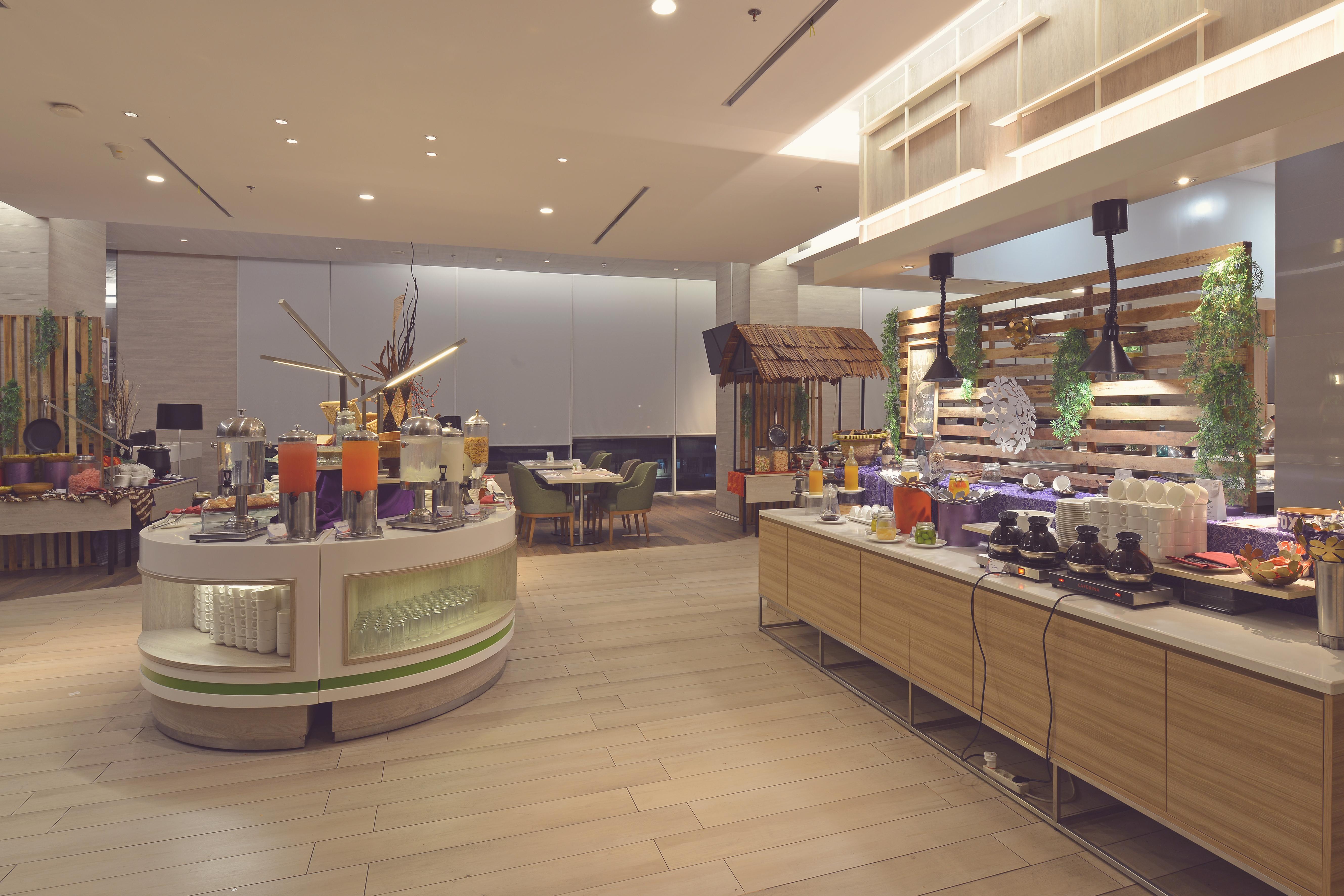 Fox Hotel Pekanbaru Εξωτερικό φωτογραφία