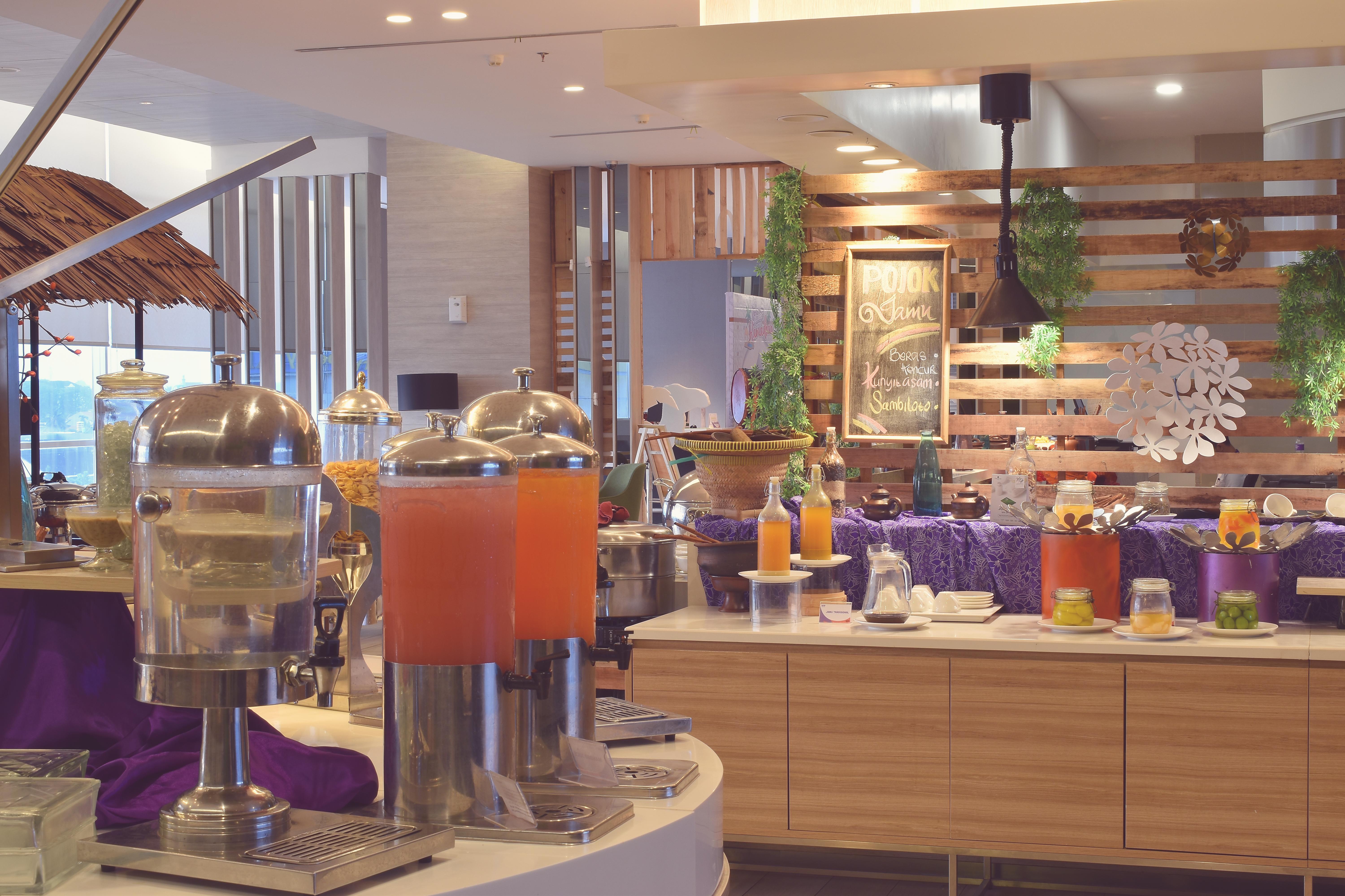 Fox Hotel Pekanbaru Εξωτερικό φωτογραφία