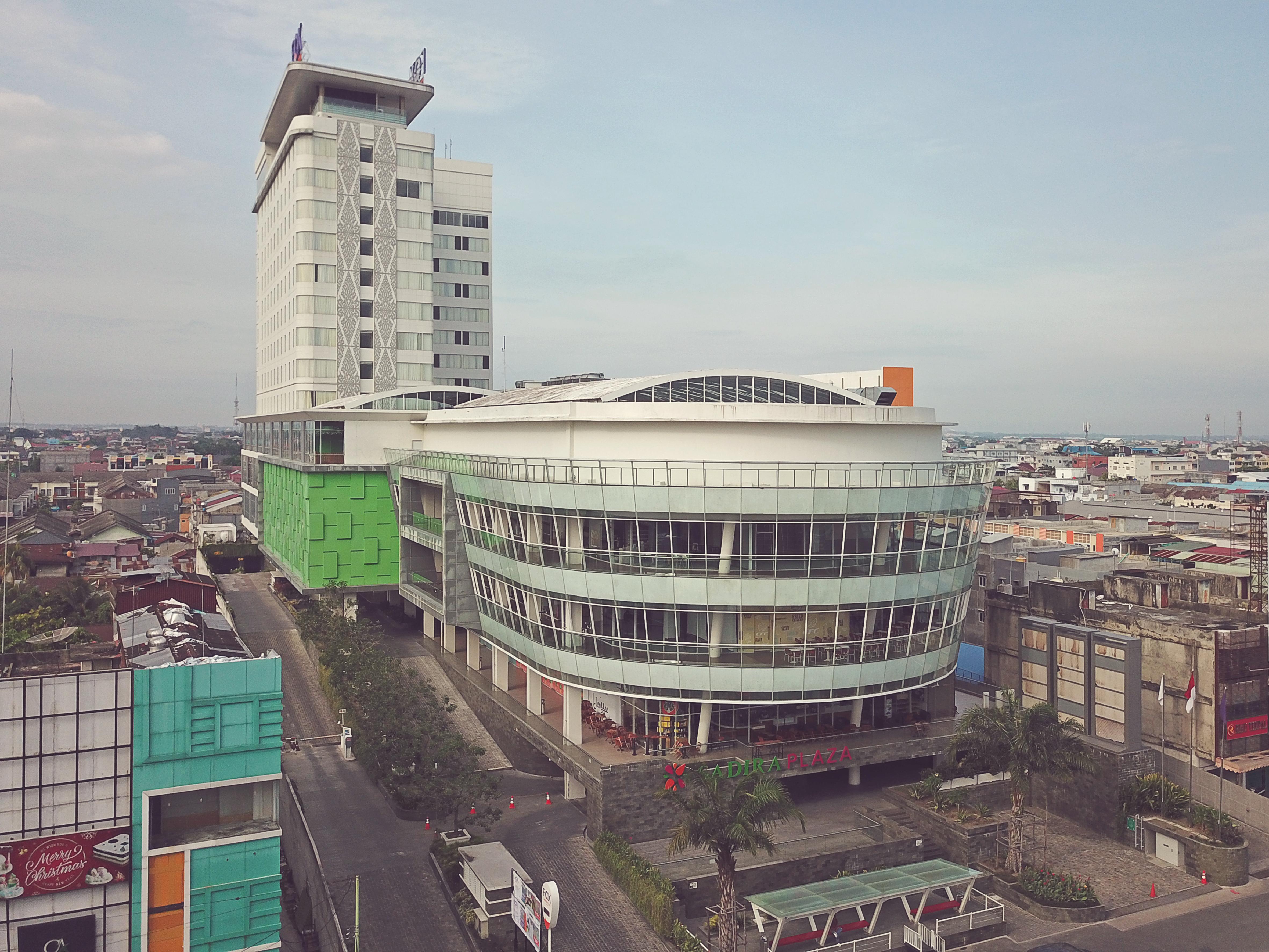 Fox Hotel Pekanbaru Εξωτερικό φωτογραφία
