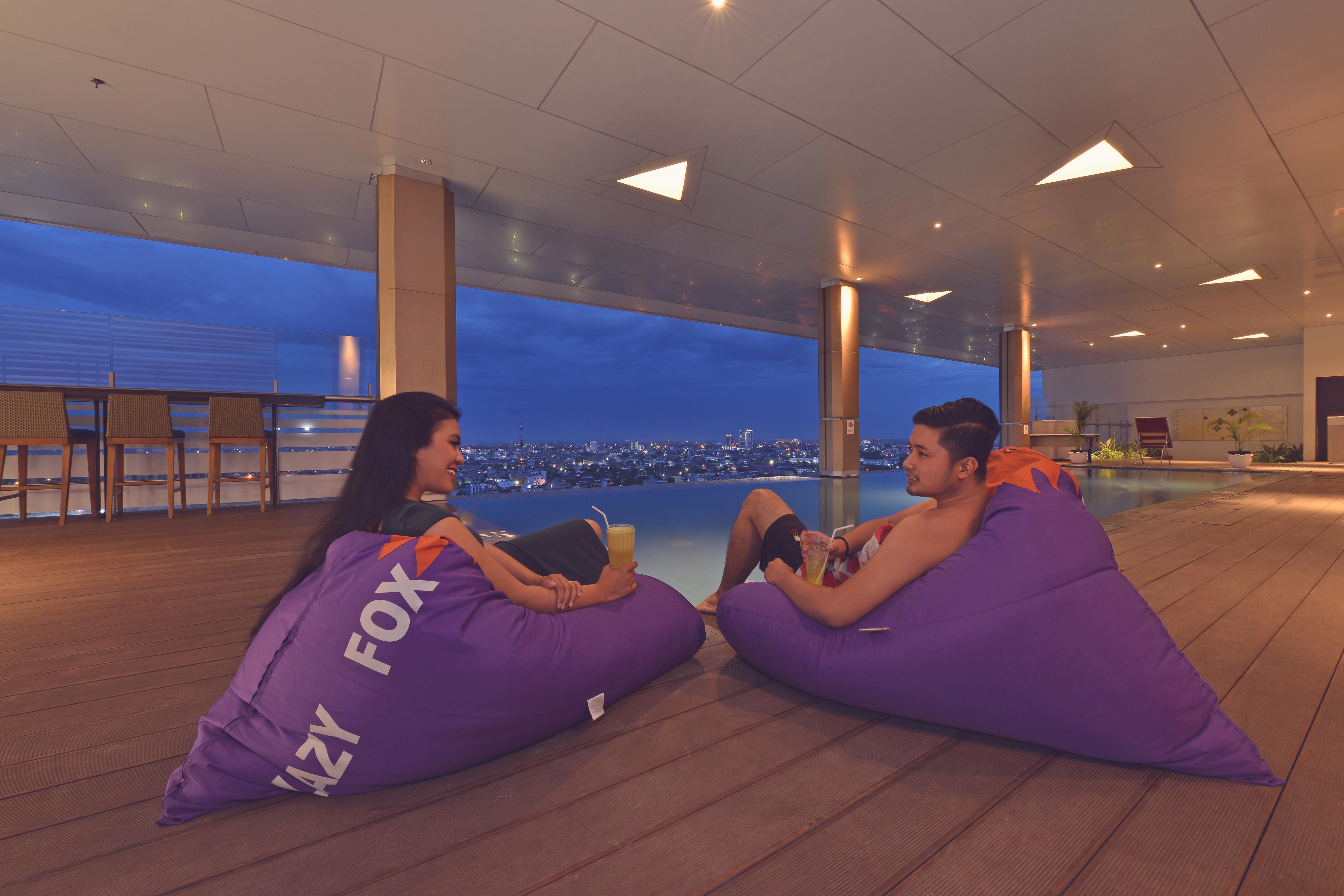 Fox Hotel Pekanbaru Εξωτερικό φωτογραφία