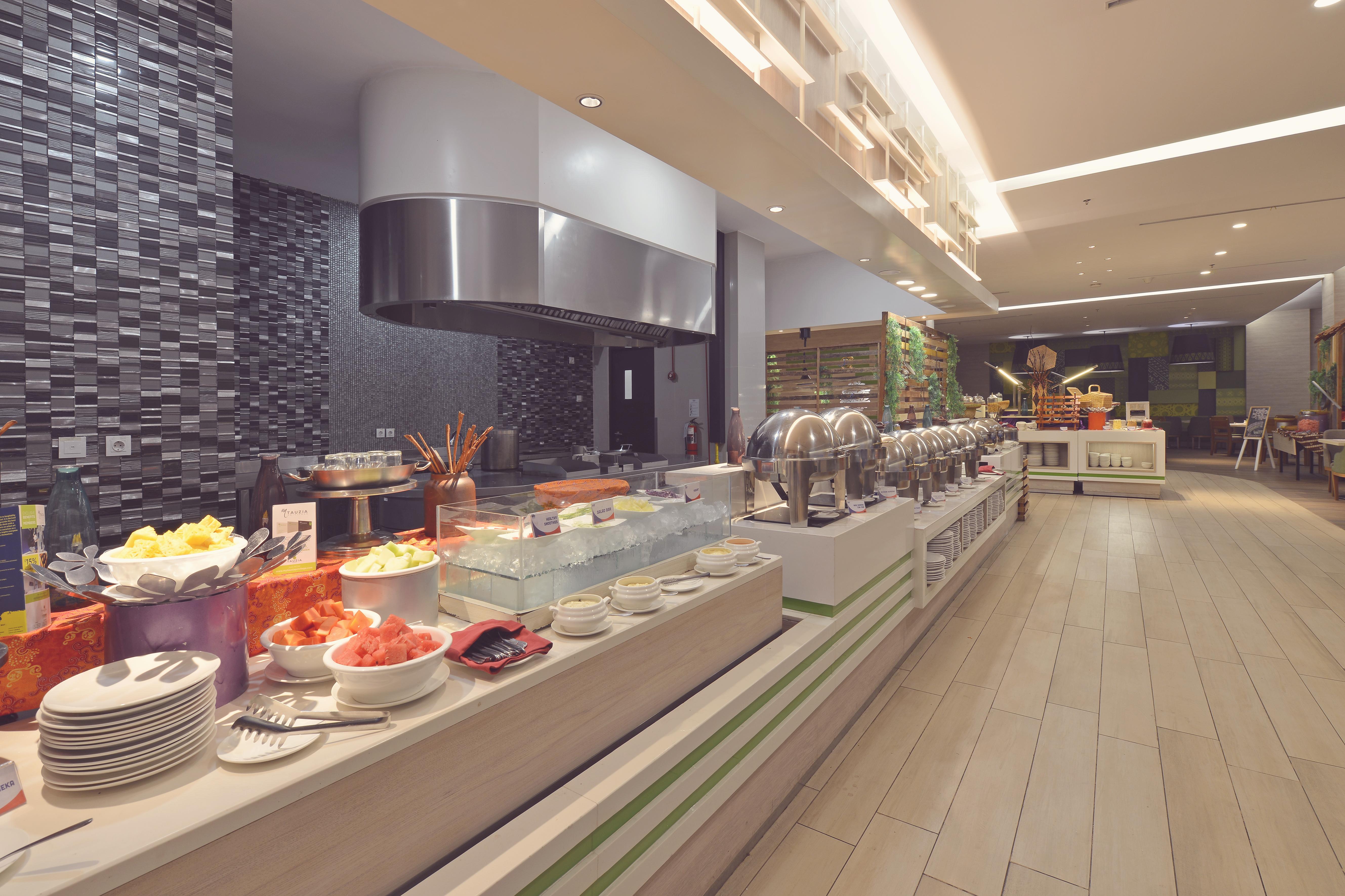 Fox Hotel Pekanbaru Εξωτερικό φωτογραφία