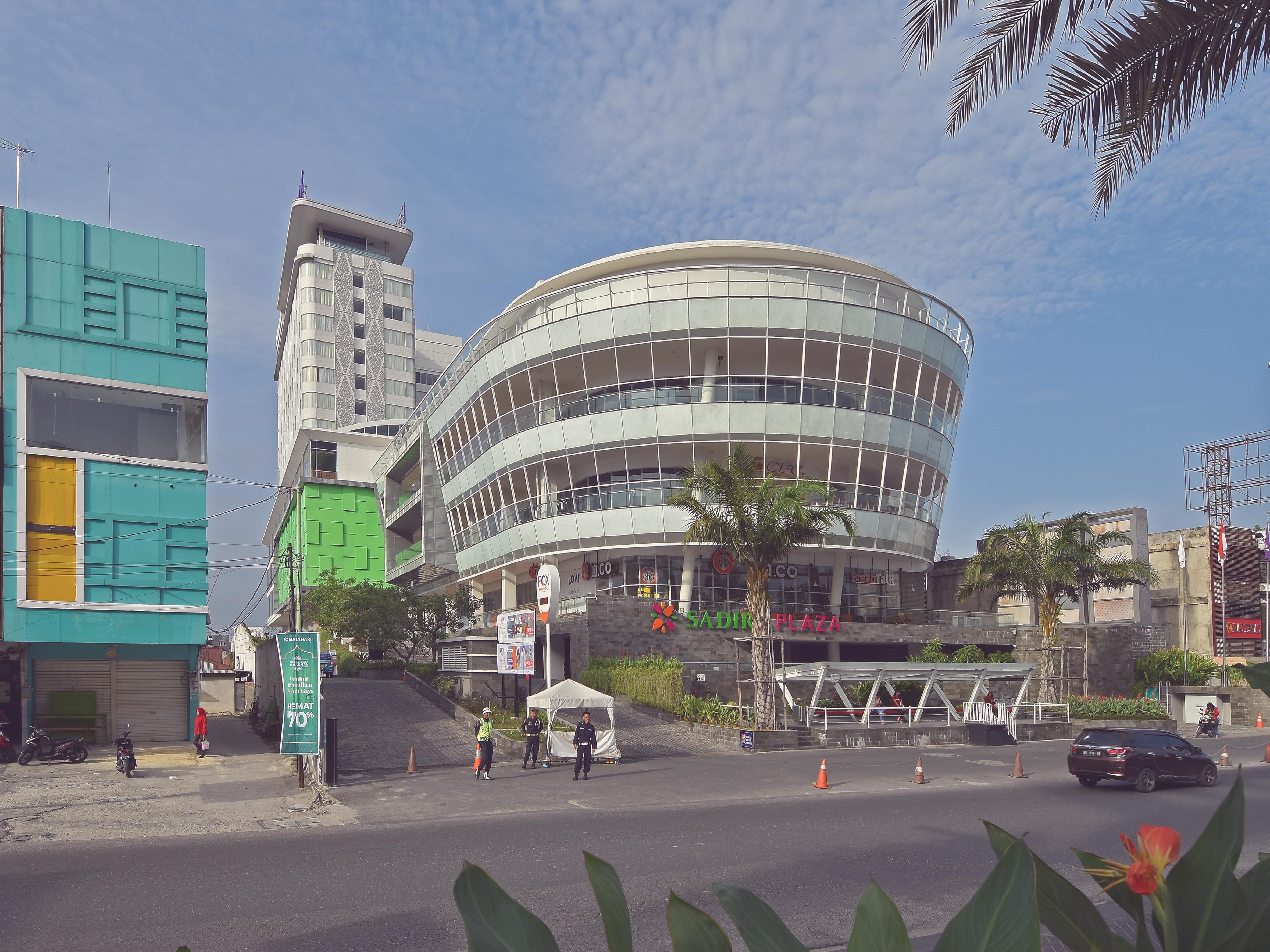 Fox Hotel Pekanbaru Εξωτερικό φωτογραφία