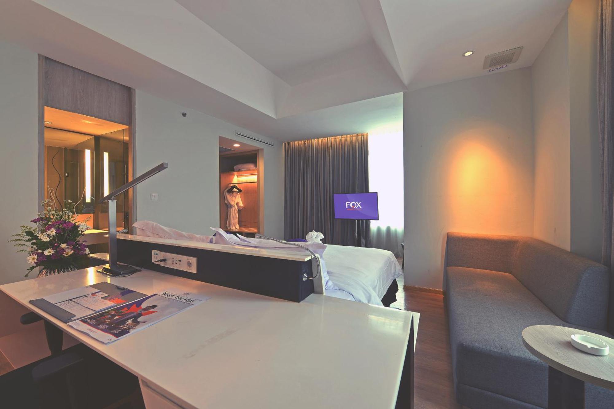 Fox Hotel Pekanbaru Εξωτερικό φωτογραφία
