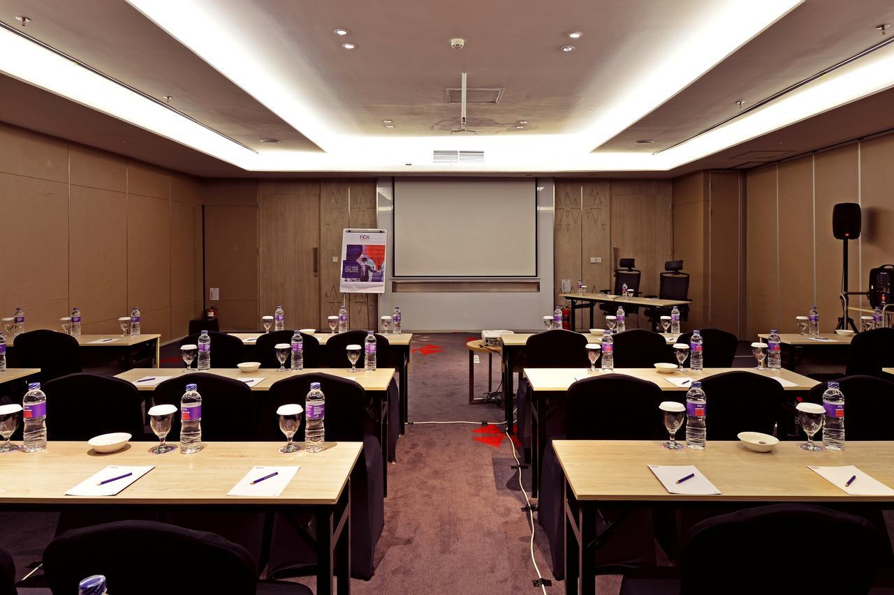 Fox Hotel Pekanbaru Εξωτερικό φωτογραφία
